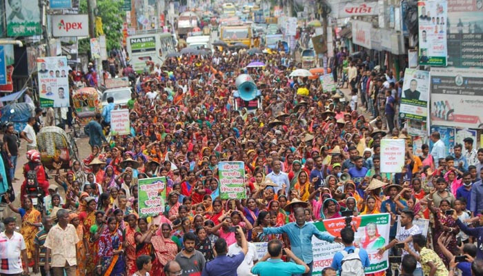 150-000-bangladeshi-tea-workers-strike-against-dollar-a-day-wages