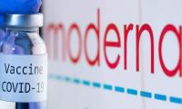 UK clears new Moderna vaccine targeting Omicron variant