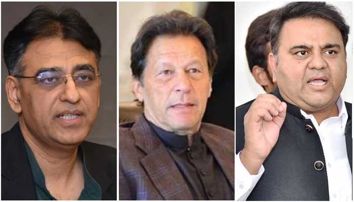 (From left to right) PTI leaders Asad Umar, Imran Khan and Fawad Chaudhry. Photo: Twitter/ file