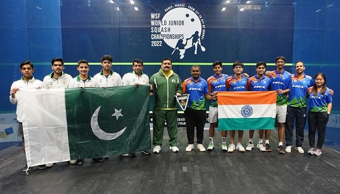 Pakistan team (L) and Indian team at the World Junior Squash Championship. — Photo by author