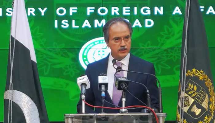 Foreign Office spokesperson Asim Iftikhar addresses a press conference in Islamabad. — Photo courtesy Radio Pakistan/file