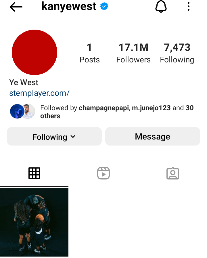 Kanye West deletes Instagram posts