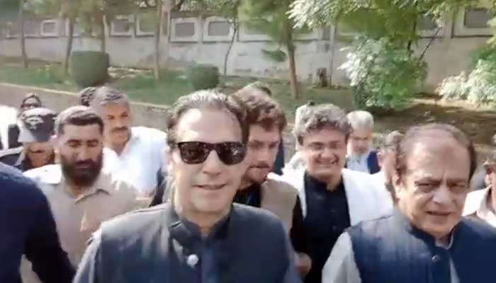 PTI Chairman Imran Khan arrives at the Islamabad High Court (IHC) on Thursday, September 8, 2022. — Twitter screengrab