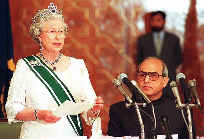 Worlds first Islamic Republic was ruled over by Queen Elizabeth II for 4 years: Details Inside