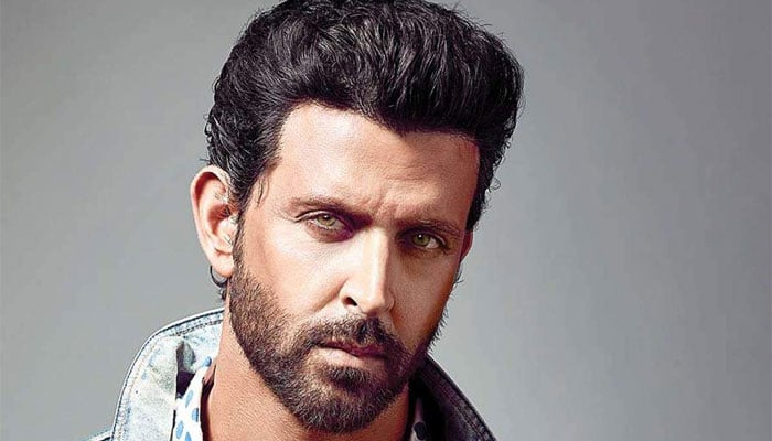 Hrithik Roshan gets upset by a fan in recent interaction, Watch