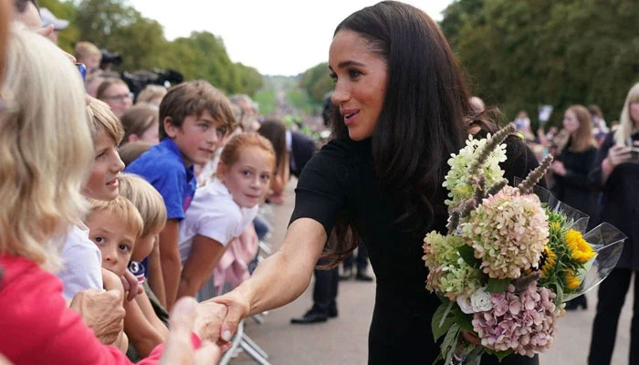 Meghan Markle displays visible uncertainty during walkout in Windsor
