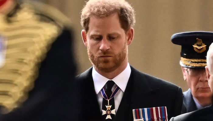 Prince Harry ‘no longer in close contact’ with family, military
