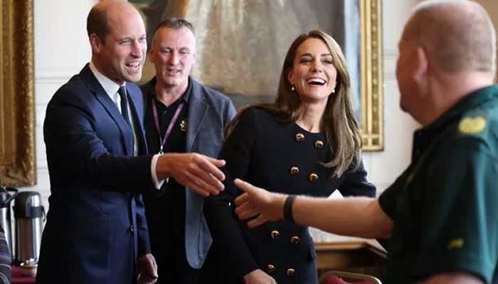 Kate Middleton and Prince Williams smiles attract reactions from fans