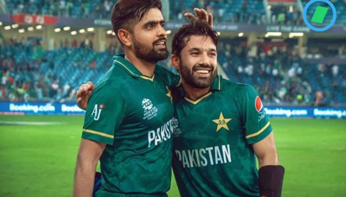 Pakistan skipper Babar Azam and Mohammad Rizwan congratulate each other after winning the match against England.