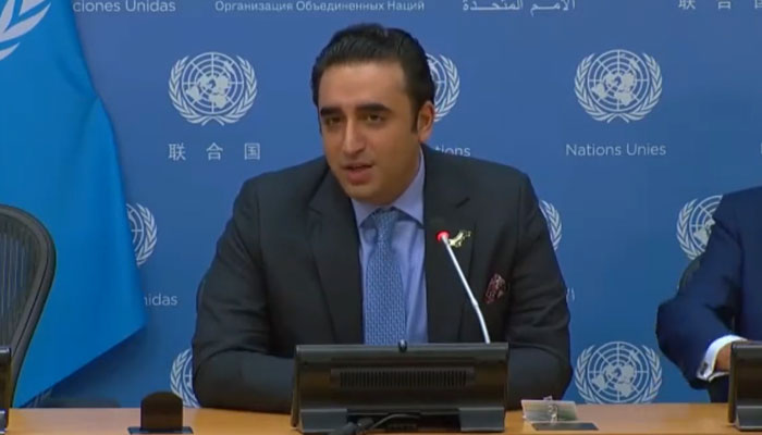 Bilawal briefing media following PM Shehbaz Sharifs address at the United Nations on September 23, 2022. Screengrab of a Twitter/MediaCellPPP video.