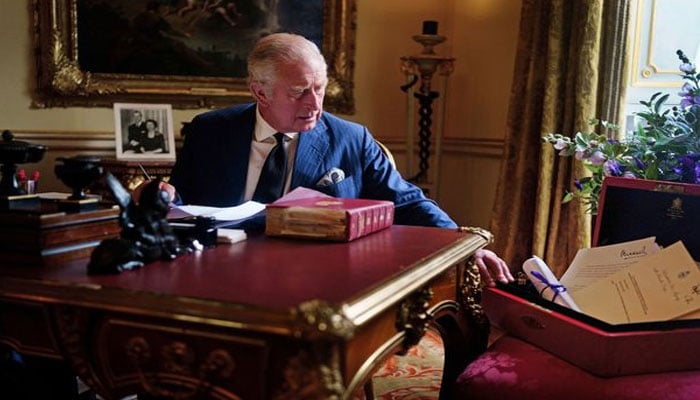 King Charles III recent pics dubbed ‘staged’: ‘The acting!’