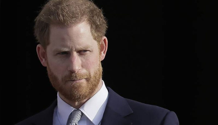 Queens death makes Prince Harrys memoir dangerous project