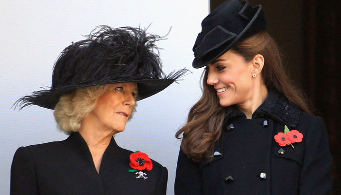 Камилла завидовала популярности Кейт Миддлтон, она оскорбила ее во время похорон королевы Елизаветы