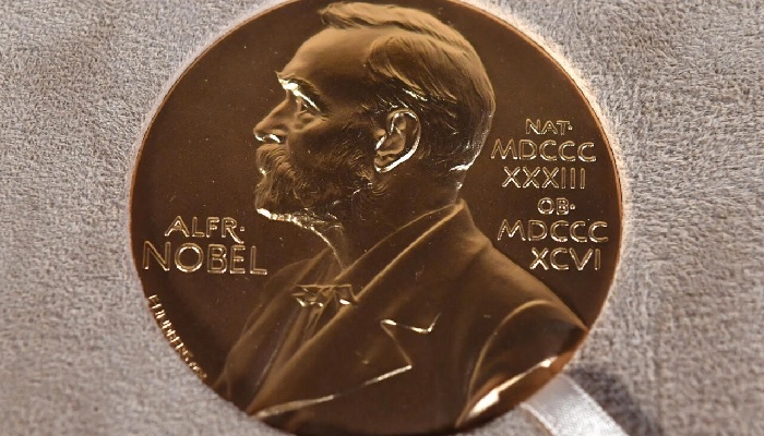 Praėjusiais metais Nobelio premijas pelnė 12 vyrų ir viena moteris, o visi mokslo apdovanojimai atiteko vyrams.  – AFP