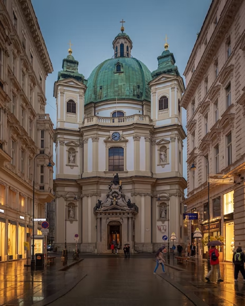 Peterskirche, Vienna, Austria.— Unsplash