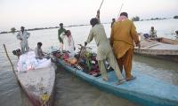 Floods To Drag Up To 9 Million Pakistanis Into Poverty: World Bank