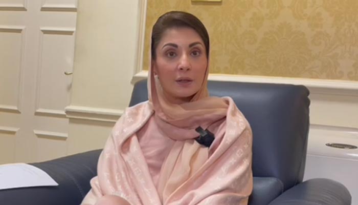 PML-N Vice President Maryam Nawaz Sharif speaks during an interview to Geo News following her arrival in London. — Screengrab from video by author