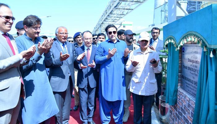 Prime Minister Shahbaz Sharif inaugurating a 330 MW Power Plant of Thar Energy Limited (TEL) during his visit to Thar Coal Mines Block-II on October 10. — APP