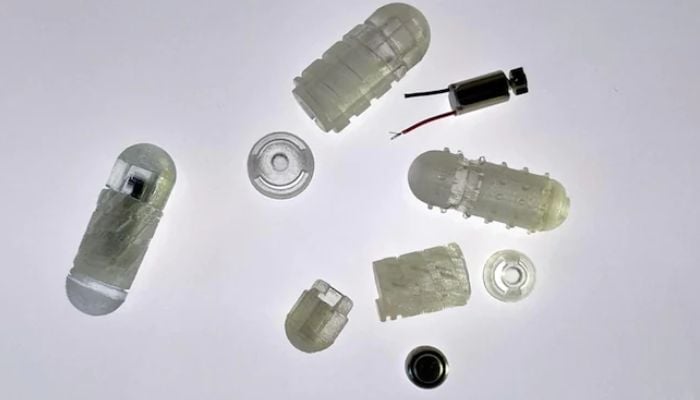RoboCap, as the name suggests, has a robotic cap that protects the medicine from the mucus barrier in the small intestine and helps it pass into the cells.— MIT