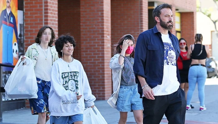 Ben Affleck steps out with kids as he focuses on daddy duties