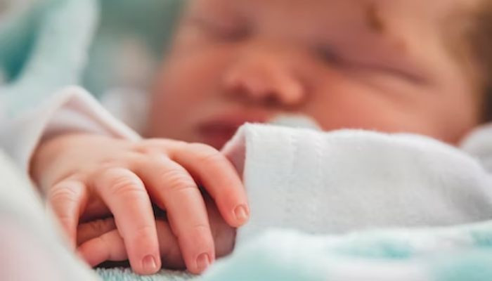 Yedi aydır baygın olan kadın mucizevi bir şekilde sağlıklı bebek dünyaya getirdi