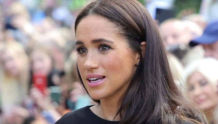 Meghan Markle tries to be so perfect for the camera: Always acting