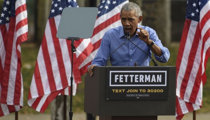 Former U.S. President Barack Obama speaks to supporters of Pennsylvania Democratic candidate for Senate John Fetterman at Schenley Plaza, on the campus of the University of Pittsburgh, on November 5, 2022 in Pittsburgh, Pennsylvania.— AFP