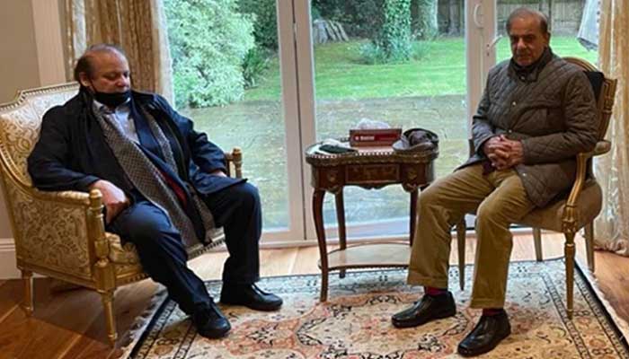 PML-N supremo Nawaz Sharif (L) and Prime Minister Shahbaz Sharif. — PML-N/File