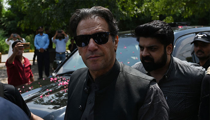 Imran Khan, 25 Mayıs olaylarıyla ilgili aşağılama davasının sona erdirilmesini istiyor