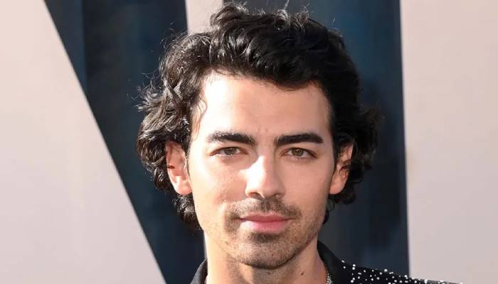 Joe Jonas weighs in on his therapy journey: ‘find happiness outside music’
