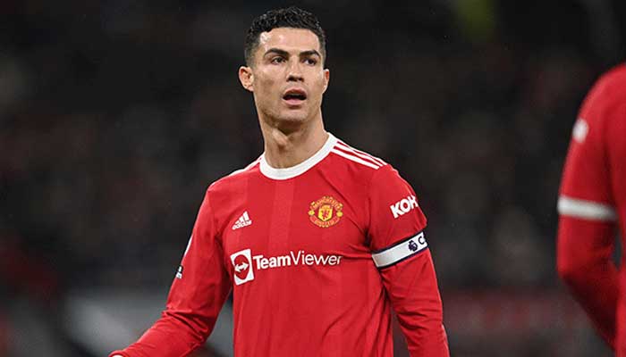 Cristiano Ronaldo to leave Manchester United with immediate effect