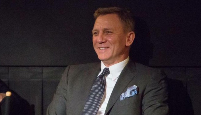 Daniel Craig reveals Thanksgiving is his 'favorite holiday' now