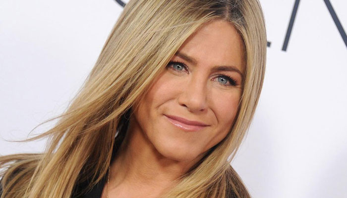 Jennifer Aniston charms her fans with natural beauty in latest video
