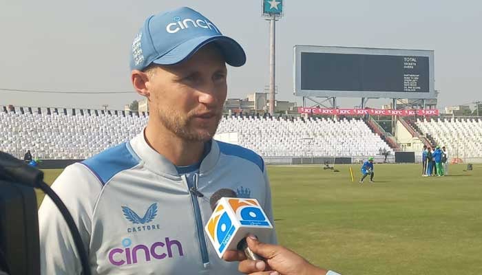 England cricketer Joe Root speaks during an interview with Geo News in Rawalpindi on November 30, 2022, ahead of the first Test match against Pakistan. — Photo by author