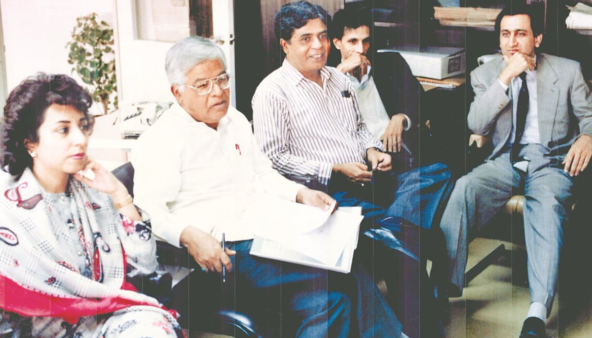 President of Geo and Jang Group Imran Aslam (second right) sitting along with Jang and Geo Media Group editor-in-chief Mir Shakil-ur-Rahman (right).