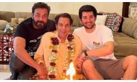 Dharmendra And Family Celebrate His 87th Birthday With An Auspicious Puja