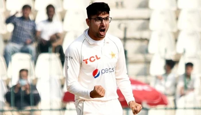 Abrar Ahmed bir wicket aldıktan sonra kutlama yapıyor.— AFP