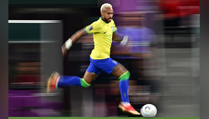 Neymar, Pele’nin Brezilya’daki 77 gollük rekorunu egale etti.