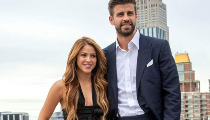 Gerard Pique argues with Clara Chia after hes caught checking Shakiras Instagram