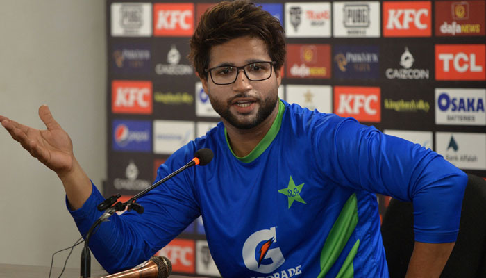 Pakistans Imam ul Haq speaks with media representatives during the team practice session at the National Stadium in Karachi on December 15, 2022, ahead of the third cricket Test match between Pakistan and England. — AFP/File