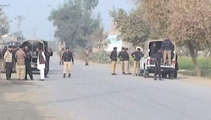Security forces block a road amid operation against the terrorists in Bannu. — Twitter/@zarakayyy