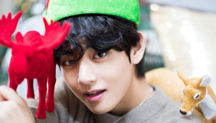 Video: BTS V showcases vocals in ‘Its Beginning to Look a Lot Like Christmas cover