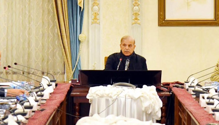 Prime Minister Shehbaz Sharif addresses Solarisation Conference in Islamabad on December 27, 2022. — PID