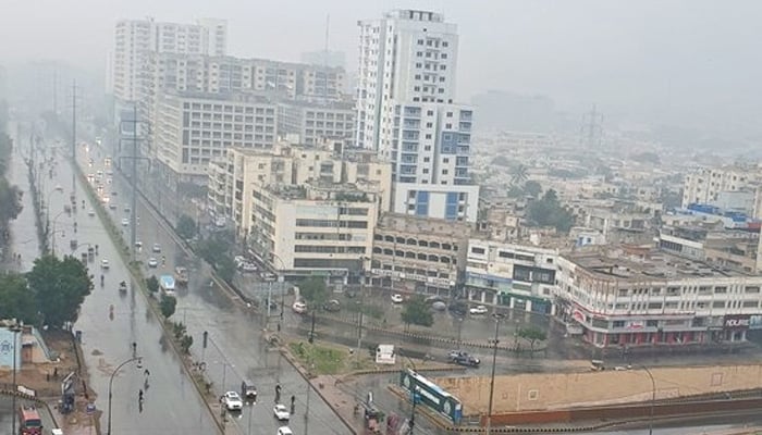A representational image of Karachi after rain. — Twitter/@ItxArsal8