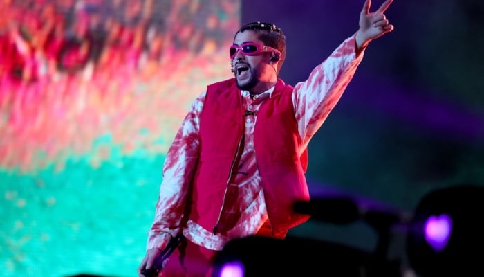 Bad Bunny holds free surprise concert on top of gas station: Hands out 25000 plus gifts