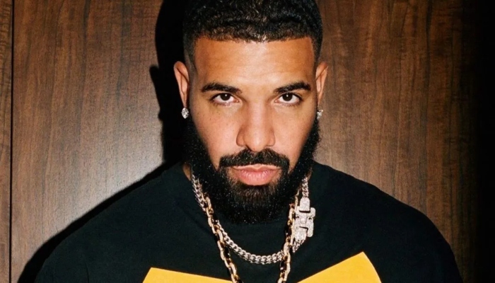 Old Drake lyrics to be auctioned off after being found in a dumpster