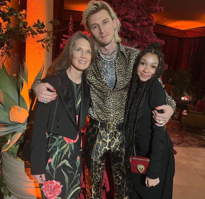 Machine Gun Kelly shares a rare glimpse with mother and daughter