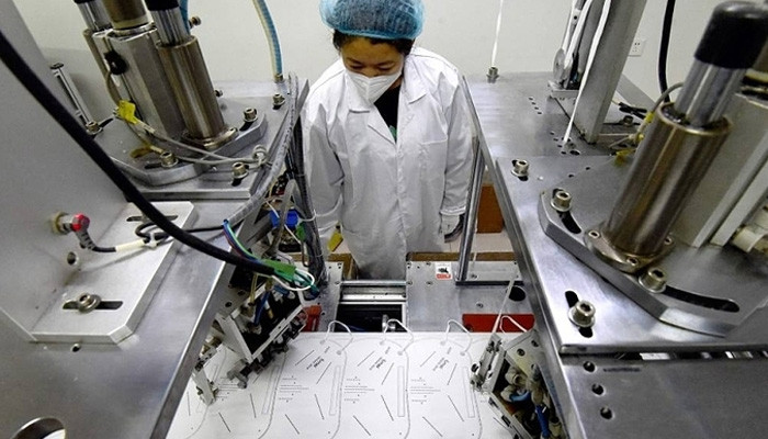 COVID engellemelerinin kaldırılmasına karşın Çin’de imalat faaliyeti düştü