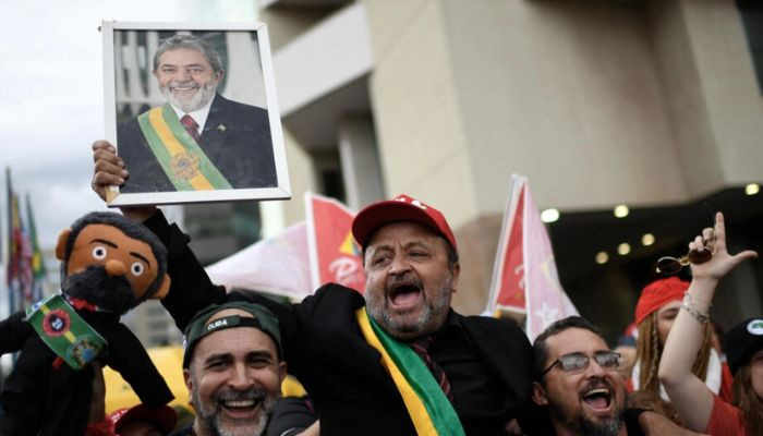 Lula, Brezilya cumhurbaşkanı olarak üçüncü dönem için geri döndü