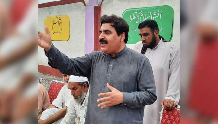 PTI lawmaker claims ‘50% MNAs don’t want to resign’